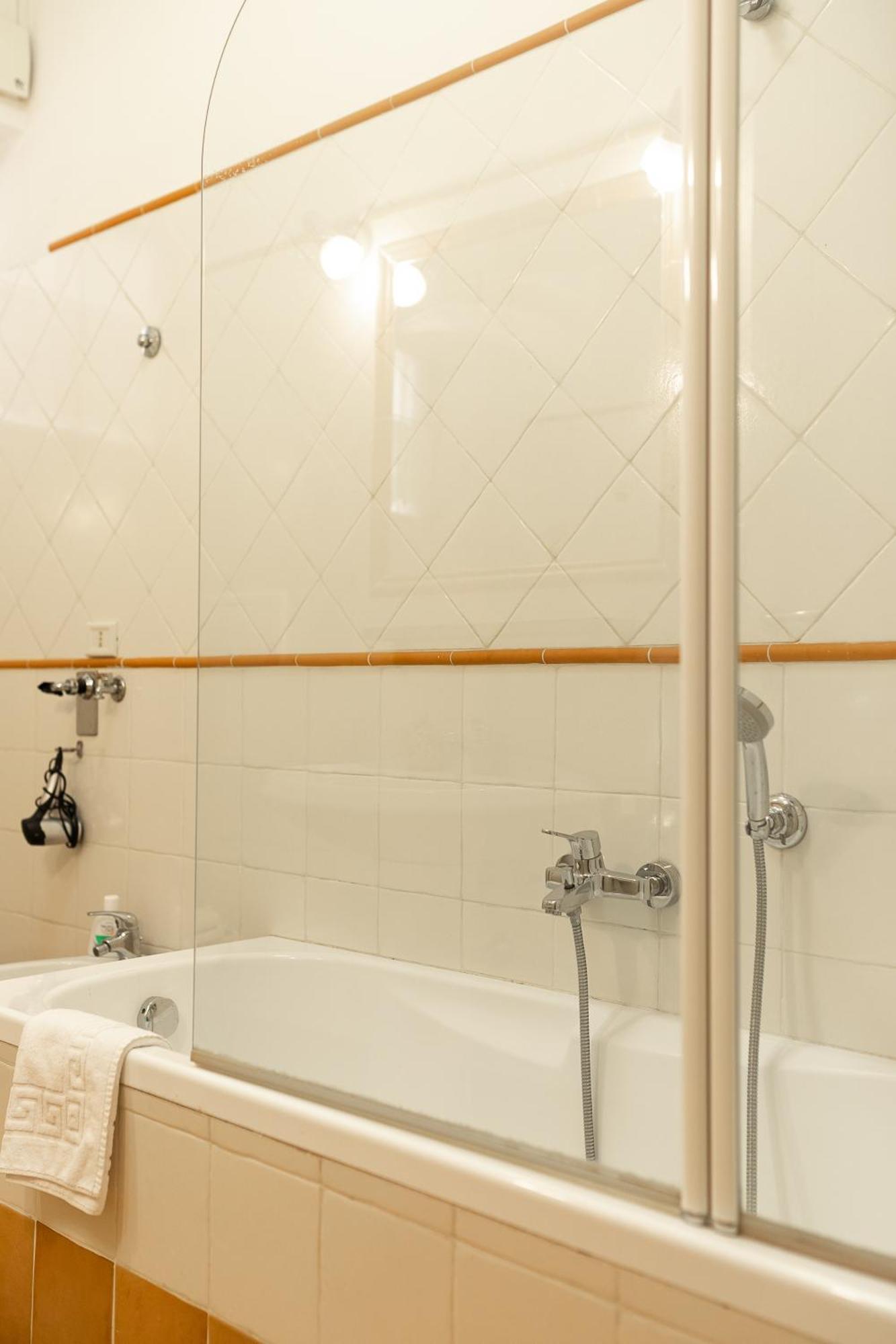 Mirabella Apartment ローマ エクステリア 写真